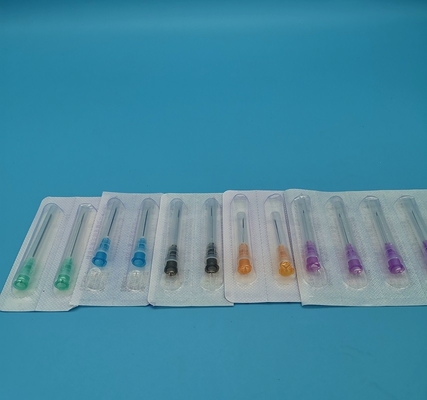 Diâmetro lateral 1.6mm 16G da saída do furo das agulhas descartáveis brancas da seringa