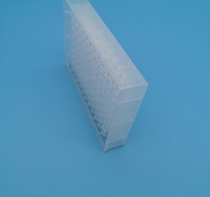 O trabalho deu forma ao PCR do poço profundo chapeia 96 transparentes inferiores redondos a placa boa